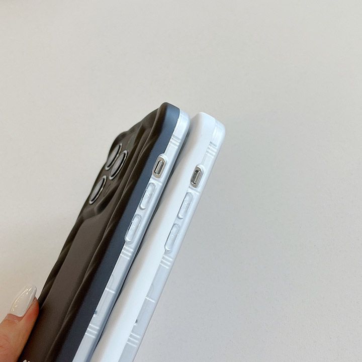 ブランド iphone 15pro スマホケース