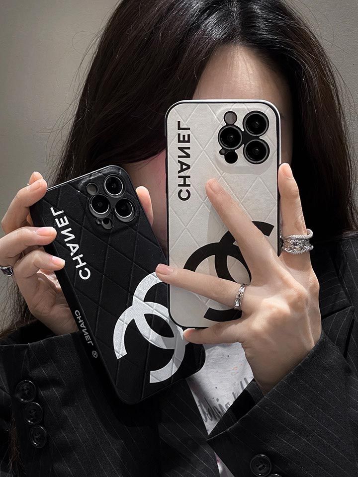 シャネル chanel スマホケース