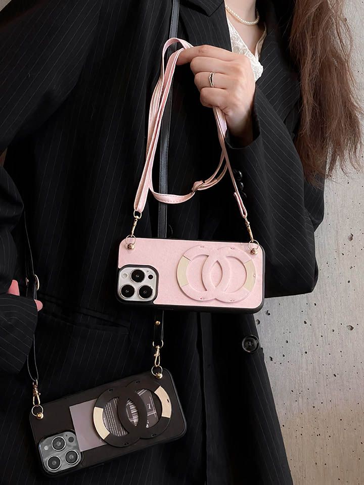 シャネル chanel 皮製 iphone 15