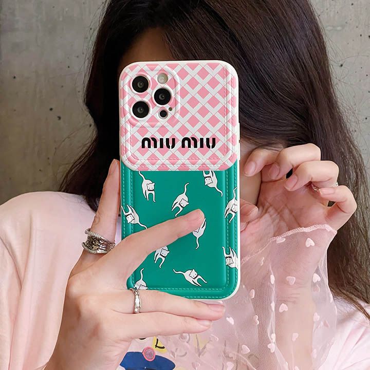 ミュウミュウ miumiu ソフトゴーム iphone 15