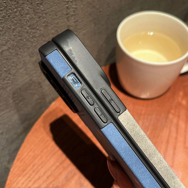 高品質 ナイキ風 アイフォン 15 pro カバー