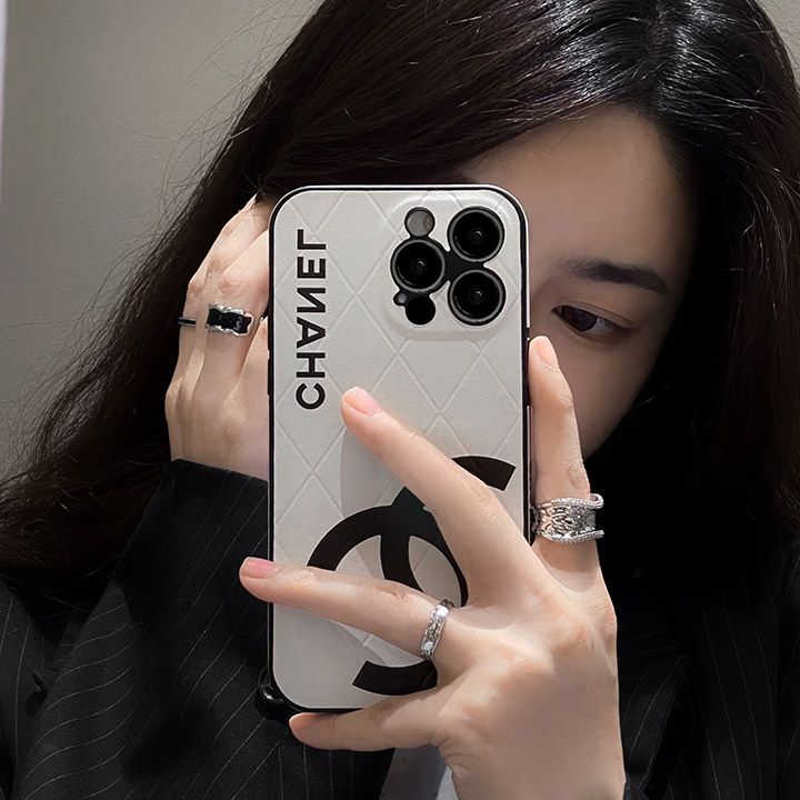 字母 chanel シャネル アイホン 15 pro ケース