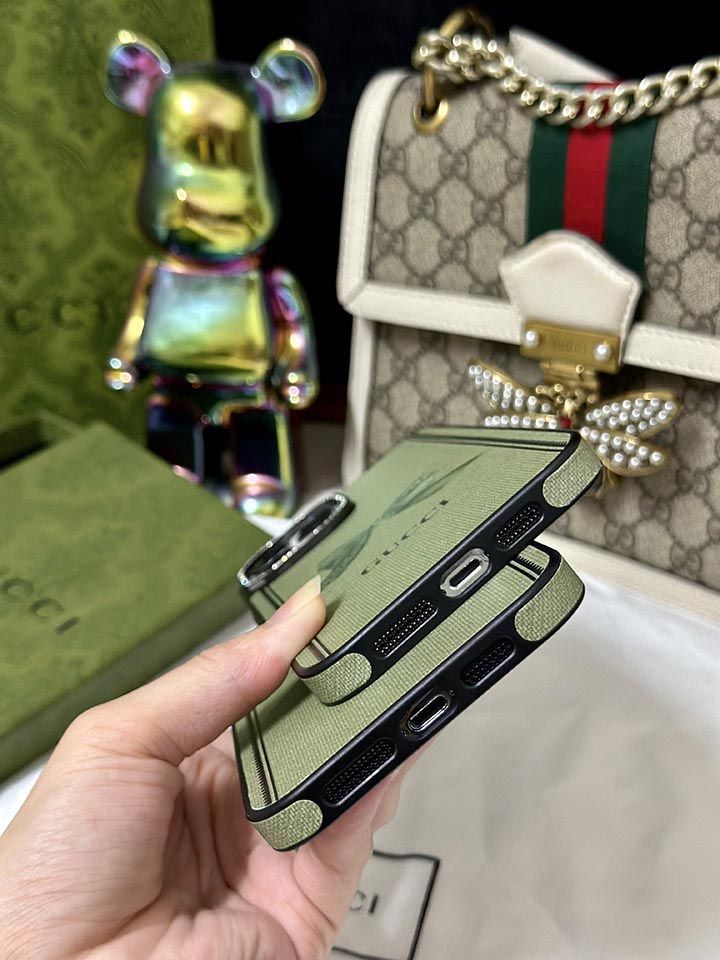 iphone 14 緑 グッチ gucci iphone 14
