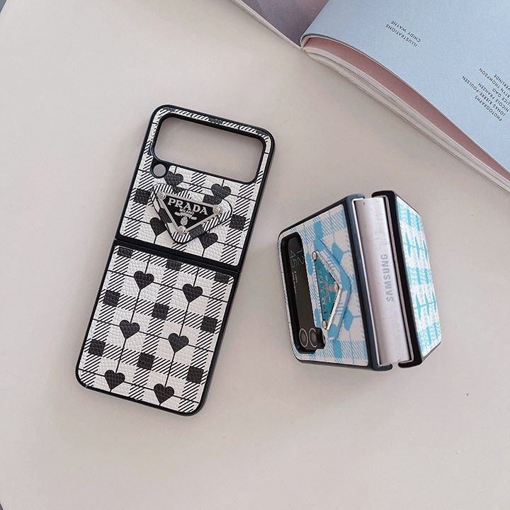 韓国 iphone 15 スマホケース プラダ