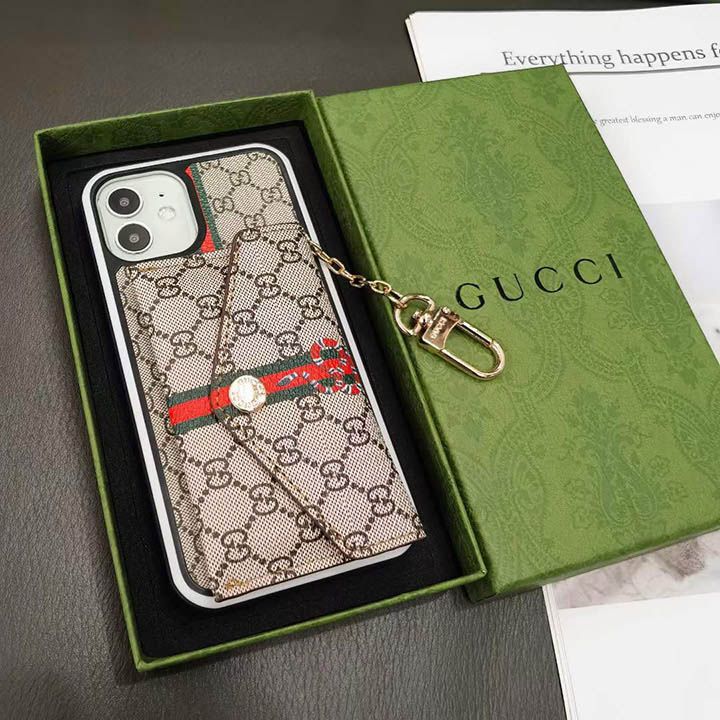 ブランドロゴ gucci アイフォン 15pro 携帯ケース