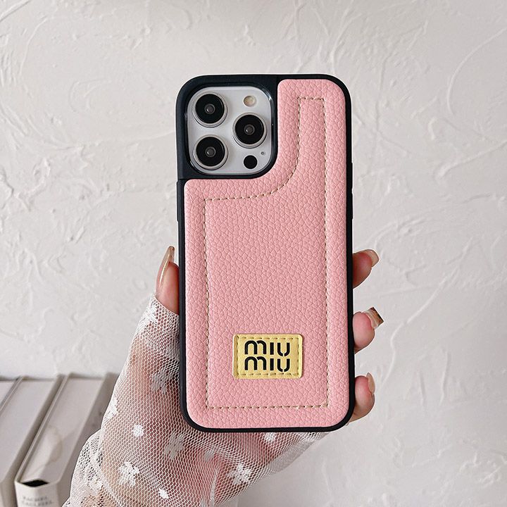 アイホン 15 plus miumiu風 ケース メタルロゴ