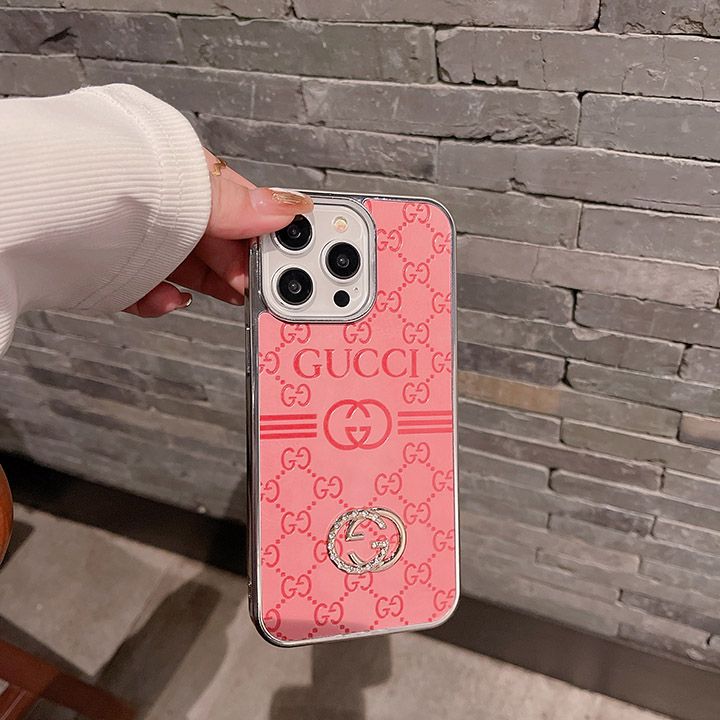 iphone 15 プロ gucci カバー メタルロゴ