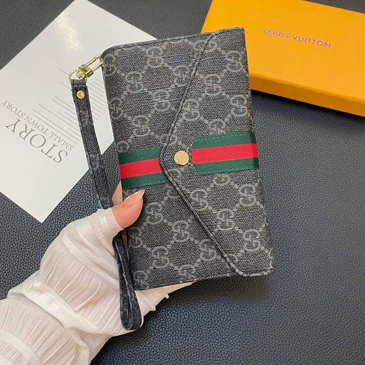 アイフォン 15 pro ケース レデイース gucci