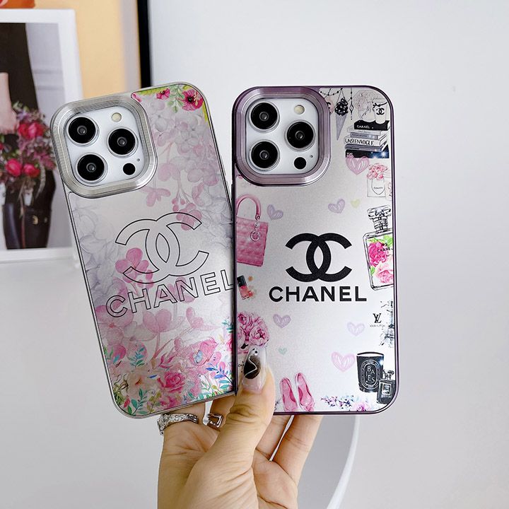 アイフォーン 15 カバーchanel シャネル アクリル