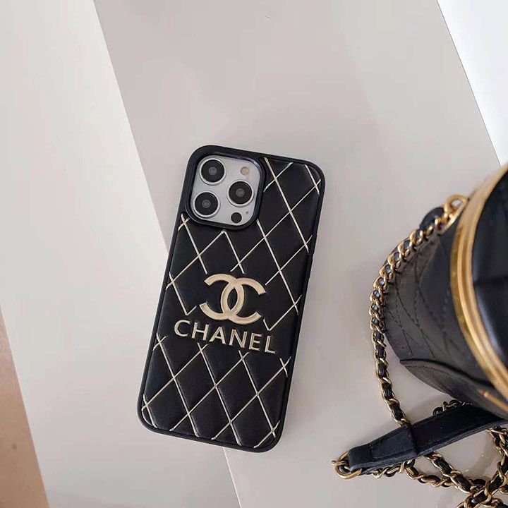 ブランド chanel風 アイホン 15 plus スマホケース