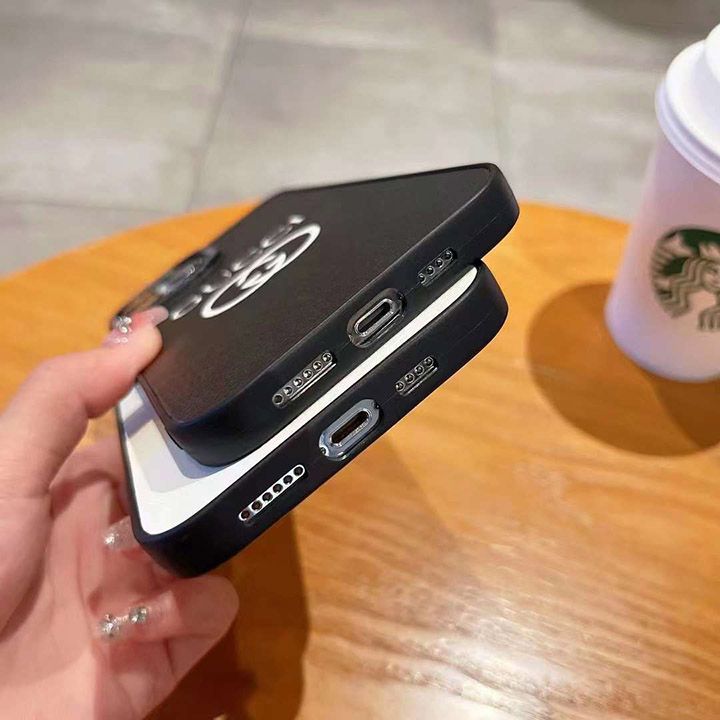 gucci 安い アイフォン 15plus スマホケース