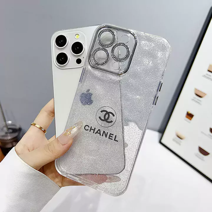 アイフォーン 15 chanel スマホケース