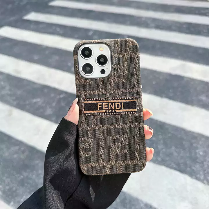 fendi フェンディ アイフォーン 13スマホケース