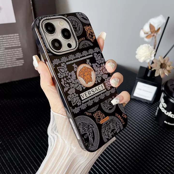 最新型 versace スマホケース