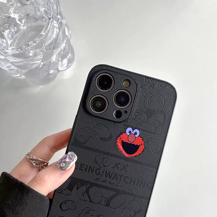 iphone 16pro ケースkaws