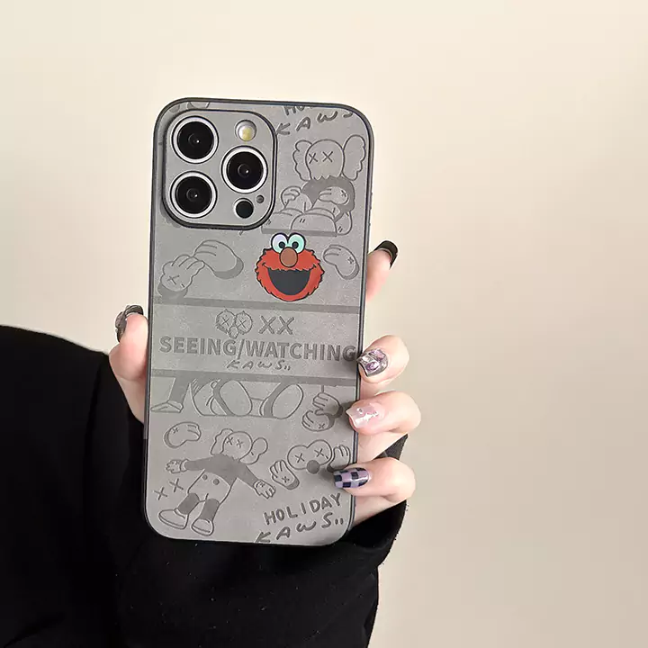 アイホン 13 ケース スポーツ風 kaws カウズ