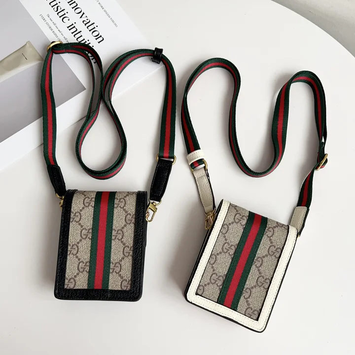 ギャラクシー ZFlip4 カバーgucci 女性愛用