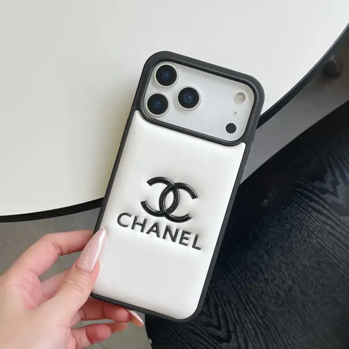新登場 chanel アイフォン 15 カバー