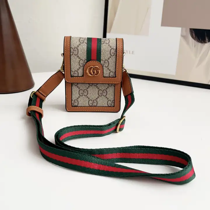 ギャラクシー ZFold3 GG スマホケース 新作の