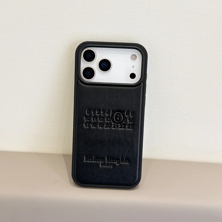 ブランド アイフォン 15 スマホケース