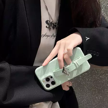 プラダ prada  アイフォン 16 プラススマホケース