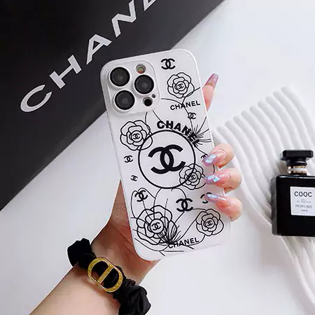 アイフォン 16 ガラス chanel アイフォン 16