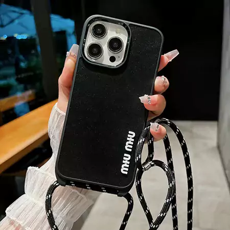 アイフォン 16 カバー ブランドロゴ miumiu