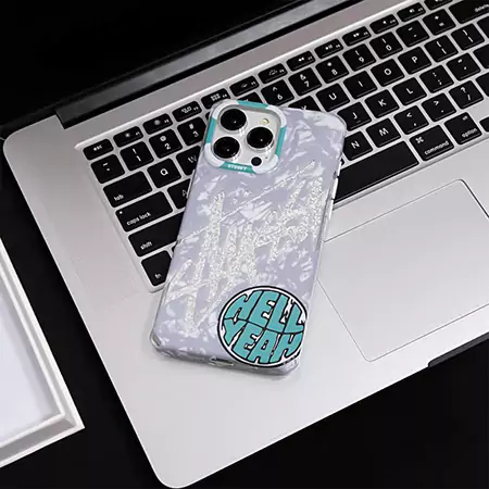iphone 16 ケースstussy風