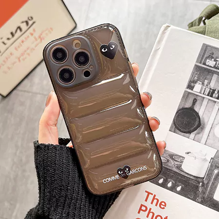 コムデギャルソン アイホン 16スマホケース 熱可塑性ポリウレタン