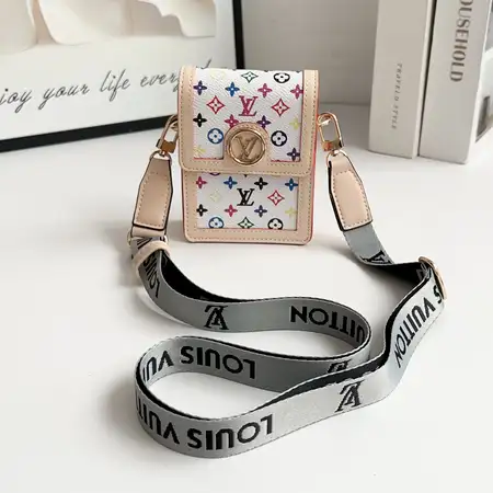 lv風 galaxy ZFlip3携帯ケース