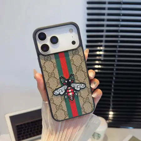 gucci 携帯ケース