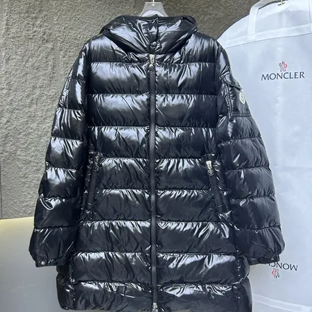 モンクレール moncler ダウン ジャケット コピーN級品激安